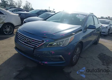 2015 Hyundai Sonata Se z USA, uszkodzony, nr VIN 5NPE24AF4FH159173